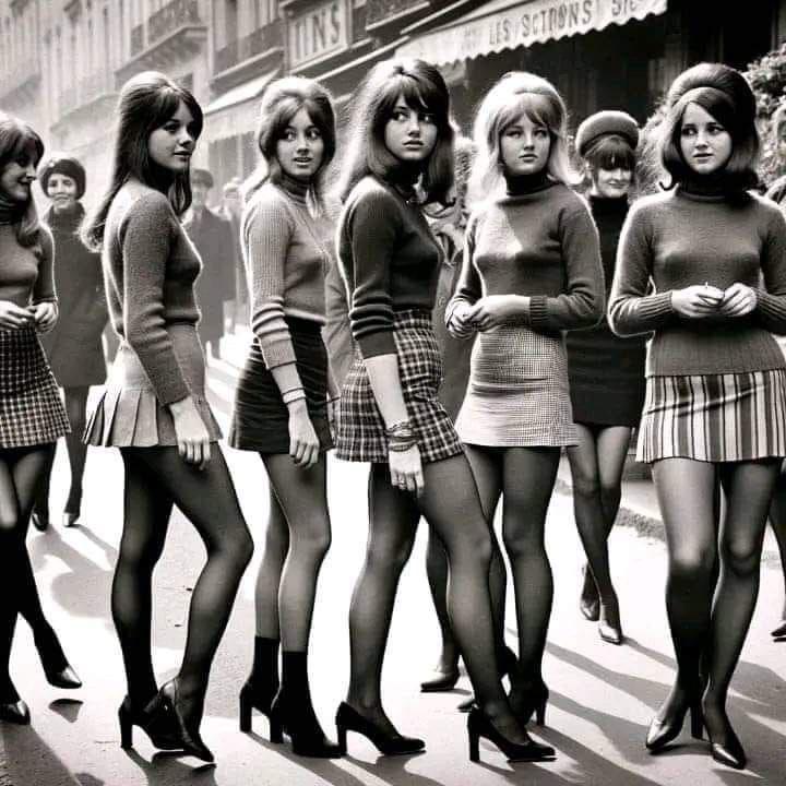Mini Saias nos anos 60